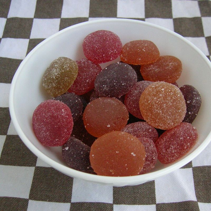 Bol de pâtes de fruits sucrées